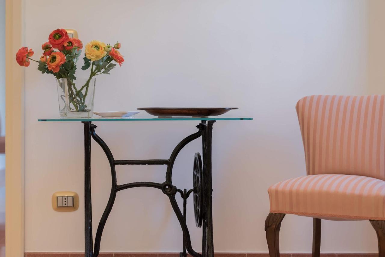 Duomo Seaside Deluxe Apartment By Ortigia Apartments Сиракузы Экстерьер фото